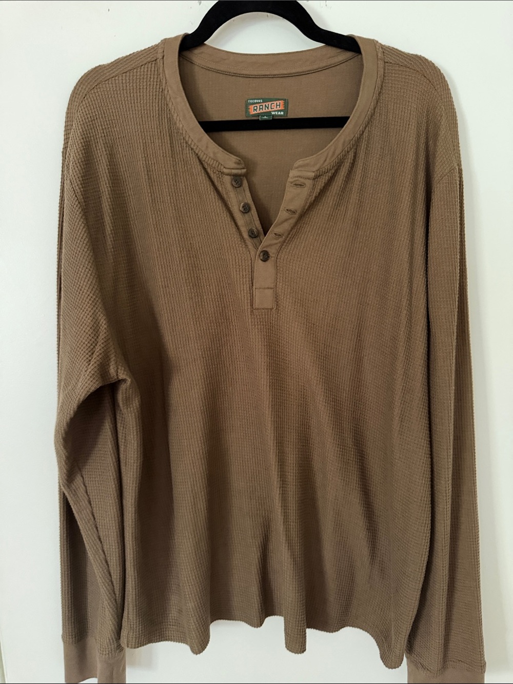 Tecovas Men's Waffle-Knit Henley Crewneck Sweater in Brown